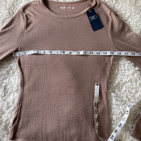 Abercrombie & Fitch Women's Soft A&F Cozy Long Sleeve Tan Neutral Bodysuit Sz M - Picture 4 of 8